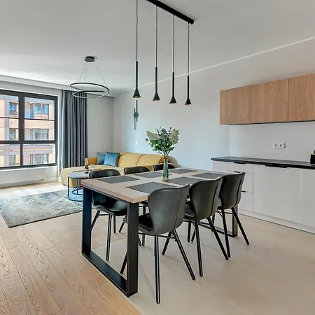 Apartment Doki Living By Blue Mandarin Parking & Foodhall Gdansk