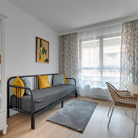 Apartment Doki Living By Blue Mandarin Parking & Foodhall *