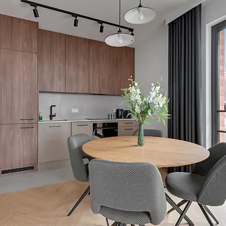 Apartment Doki Living By Blue Mandarin Parking & Foodhall Gdansk